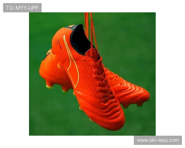 足球鞋球星同款对比分析 哪款最适合你的踢球风格